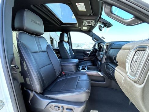 Certified 2023 Chevrolet Silverado 2500 High Country image 15