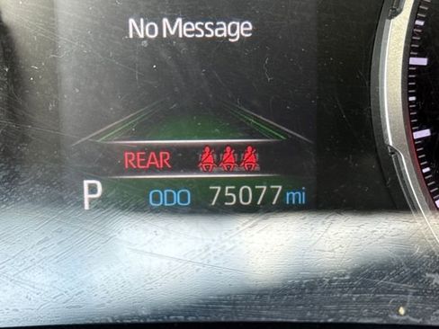 Used 2020 Toyota RAV4 XLE image 18