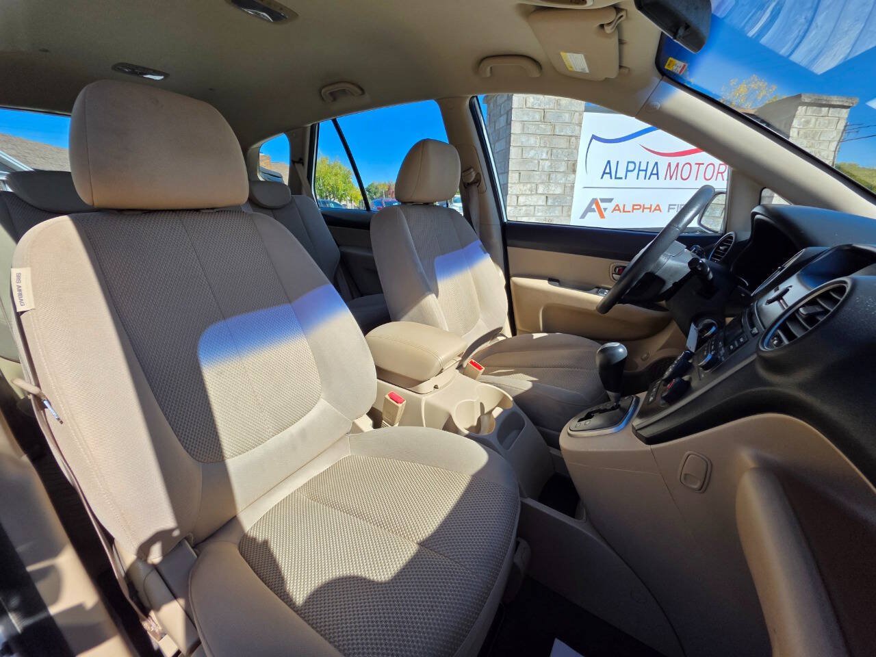 Used 2008 Kia Rondo EX FWD image 8
