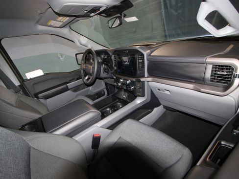 New 2026 Ford F150 XLT AWD/4WD image 17