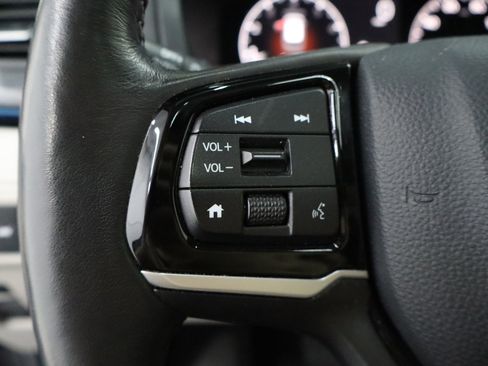 Used 2025 Honda Odyssey Elite image 16