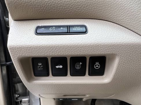 Used 2013 Nissan Altima 2.5 SL w/ Technology Pkg FWD image 22