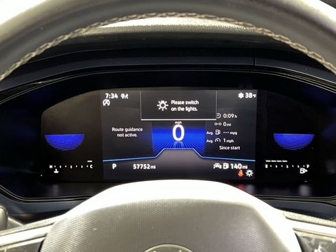 Used 2022 Volkswagen Taos SE image 15