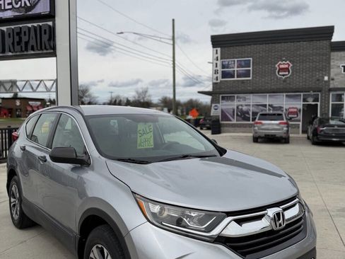 Used 2018 Honda CR-V LX image 1