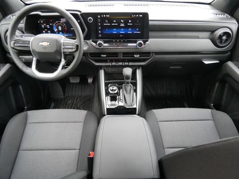 New 2026 Chevrolet Colorado W/T w/ WT Custom Package AWD/4WD image 18
