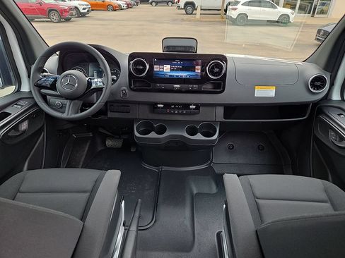 New 2026 Mercedes-Benz Sprinter 2500 image 14