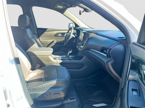 Used 2023 Chevrolet Traverse RS w/ LPO, Floor Liner Package image 30