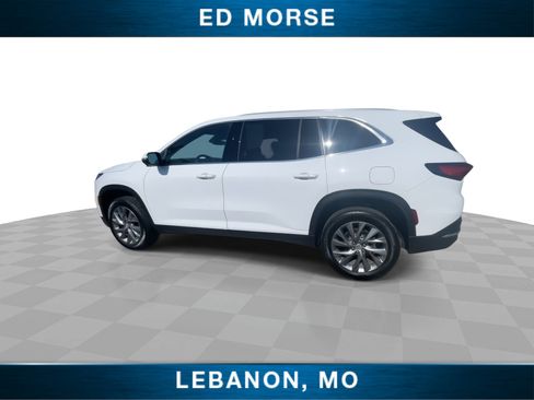 Used 2025 Buick Enclave Preferred image 6
