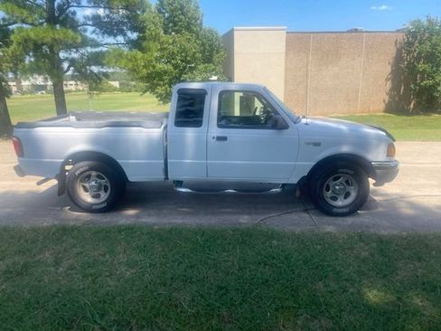 Used 2001 Ford Ranger 2WD SuperCab image 12