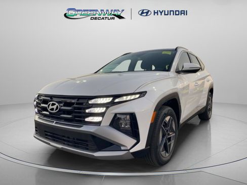 New 2025 Hyundai Tucson SEL w/ Tow & Go Package AWD/4WD image 3
