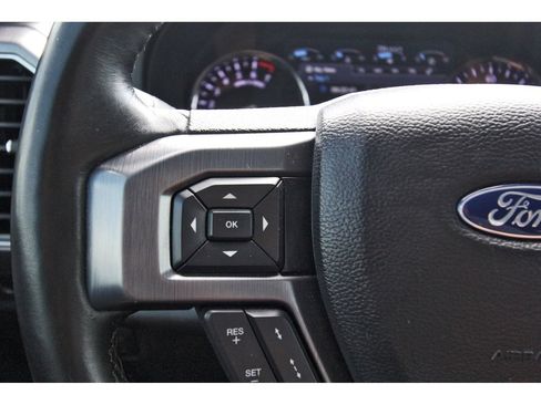 Used 2019 Ford Expedition Max Platinum RWD image 16