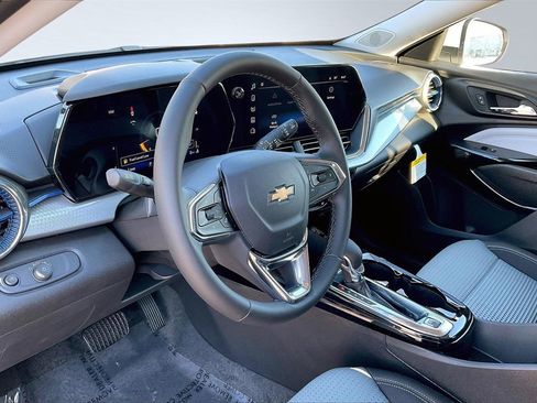 New 2026 Chevrolet Trax LT w/ Driver Confidence Package image 7