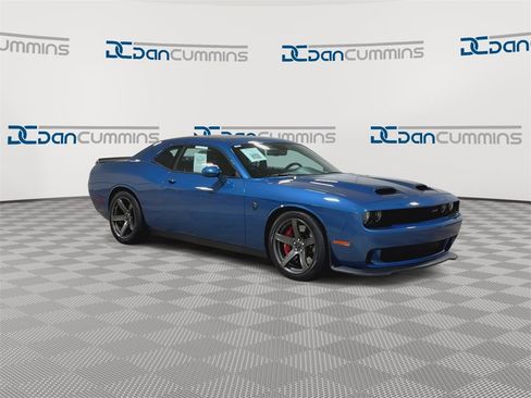 Used 2023 Dodge Challenger SRT Hellcat image 2