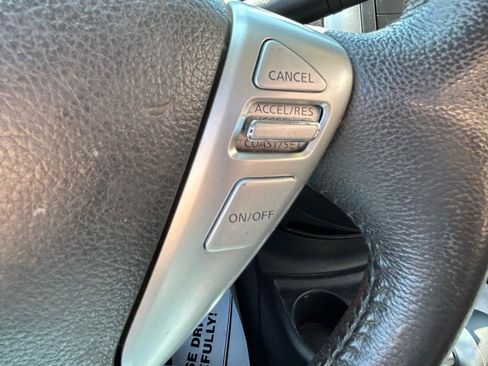 Used 2014 Nissan Versa Note SV FWD image 19