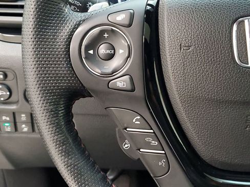 Certified 2023 Honda Ridgeline Black Edition image 13