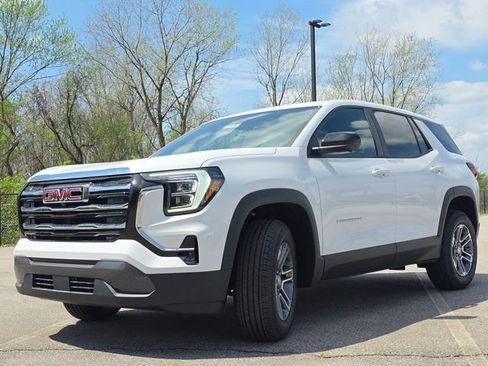 New 2026 GMC Terrain Elevation w/ Technology Package II FWD image 12
