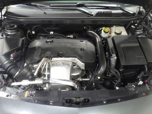 Used 2017 Buick Regal Premium w/ Driver Confidence Package #2 image 10