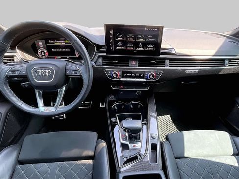 Used 2022 Audi S5 Premium Plus w/ Premium Plus Package AWD/4WD image 14