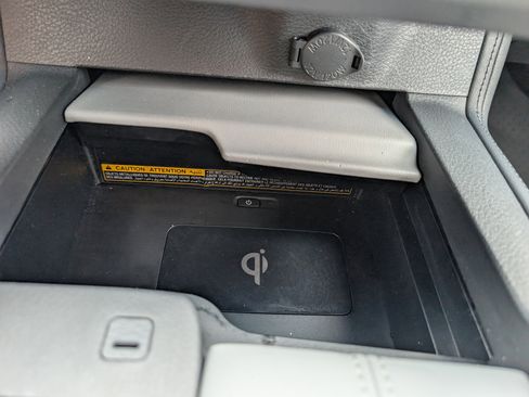 Used 2019 Toyota Avalon Limited w/ Advanced Safety Package FWD image 19