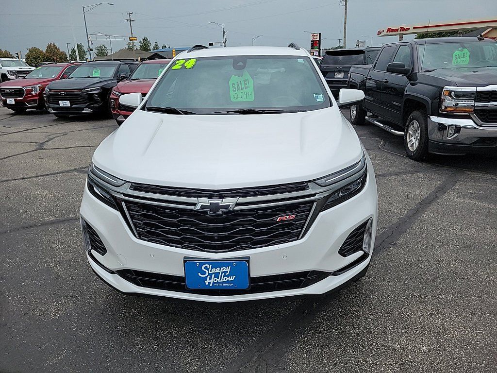 Used 2024 Chevrolet Equinox RS w/ RS Leather Package AWD/4WD image 2