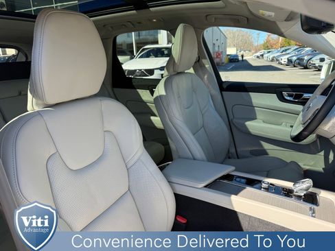Certified 2023 Volvo XC60 B5 Ultimate w/ Climate Package image 31