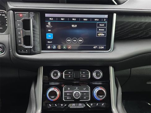 Used 2021 GMC Yukon Denali image 24