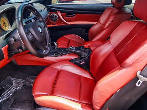 Used 2013 BMW M3 Convertible RWD image 18