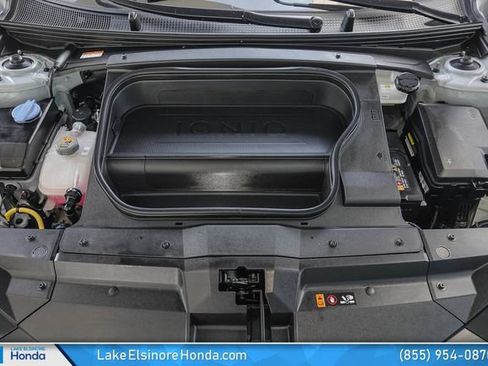 Used 2024 Hyundai Ioniq 6 SE RWD image 26