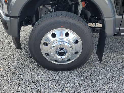 New 2026 Ford F450 Platinum w/ FX4 Off-Road Package image 6