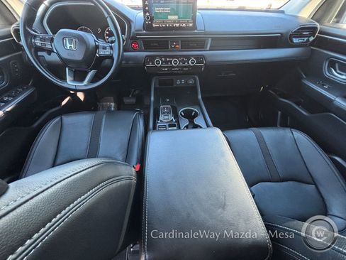 Used 2023 Honda Pilot Touring image 16