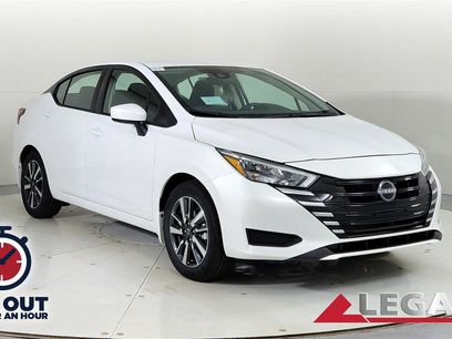 New 2025 Nissan Versa SV w/ Trunk Package