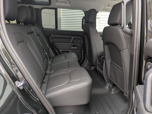New 2026 Land Rover Defender 110 S AWD/4WD image 27