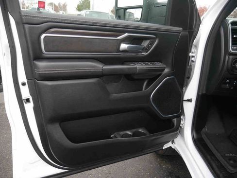 Used 2025 RAM 1500 Laramie w/ Sport Appearance Package image 33