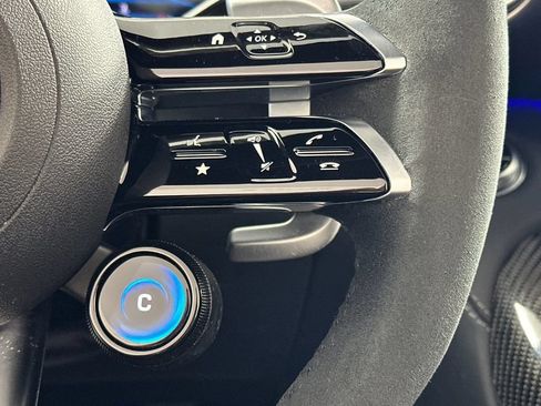 Certified 2022 Mercedes-Benz SL 63 AMG 4MATIC image 28