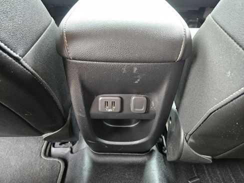 Used 2020 Chevrolet Colorado ZR2 AWD/4WD image 11