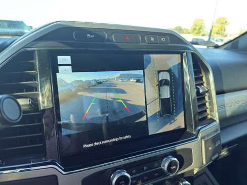 Used 2022 Ford F250 Lariat w/ Lariat Value Package image 21