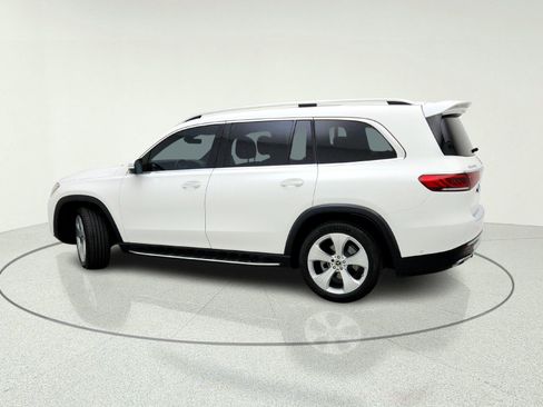 Used 2021 Mercedes-Benz GLS 450 4MATIC image 13