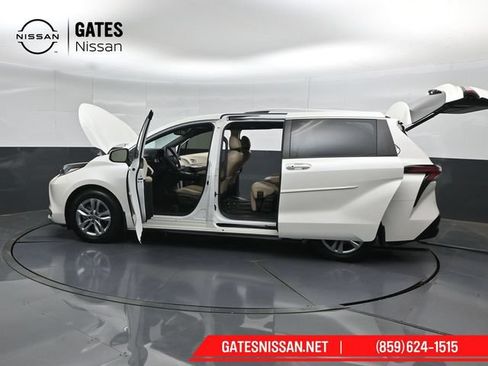 Used 2021 Toyota Sienna Limited w/ Protection Package (TMS) FWD image 60