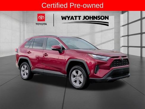 Certified 2025 Toyota RAV4 XLE AWD/4WD image 28
