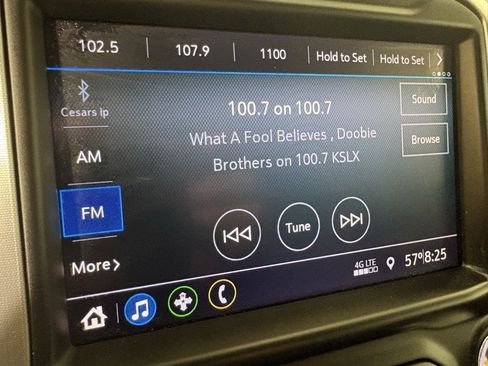 Used 2022 GMC Sierra 1500 Elevation image 29