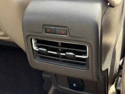 Certified 2022 Lincoln Corsair AWD w/ Premium Package image 15