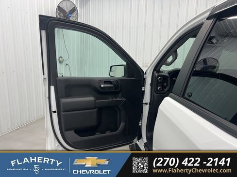 Used 2024 GMC Sierra 1500 Pro w/ Pro Value Package image 8