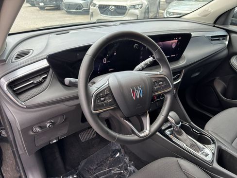 Used 2025 Buick Encore GX Preferred FWD image 28