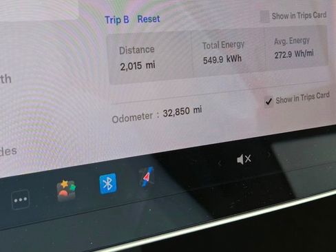 Used 2021 Tesla Model Y 2WD image 28