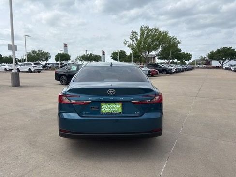 Used 2026 Toyota Camry LE w/ Convenience Package image 7