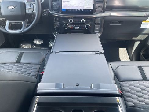 New 2025 Ford F150 Lariat w/ Equipment Group 502A High image 36