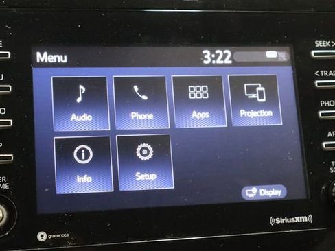 Used 2022 Toyota Camry SE image 30