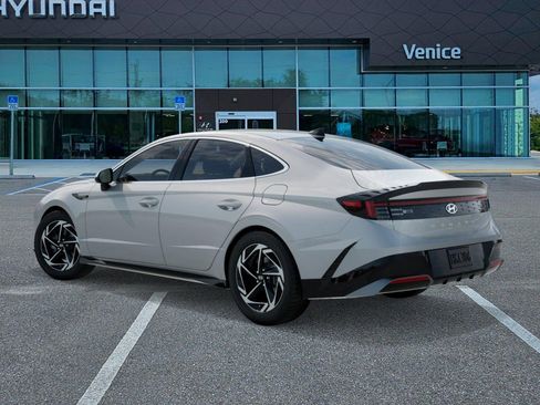 New 2026 Hyundai Sonata SEL FWD image 5