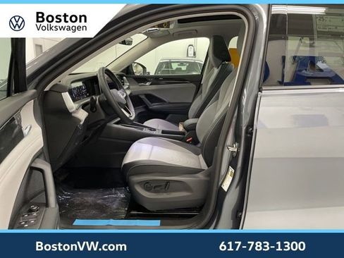 New 2026 Volkswagen Tiguan SE AWD/4WD image 7
