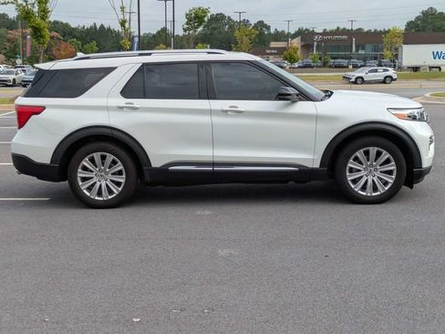 Used 2020 Ford Explorer Limited w/ Class III Trailer Tow Package RWD image 3